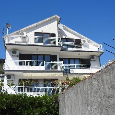 Madam Svetlana Bed and Breakfast Τίβατ Εξωτερικό φωτογραφία