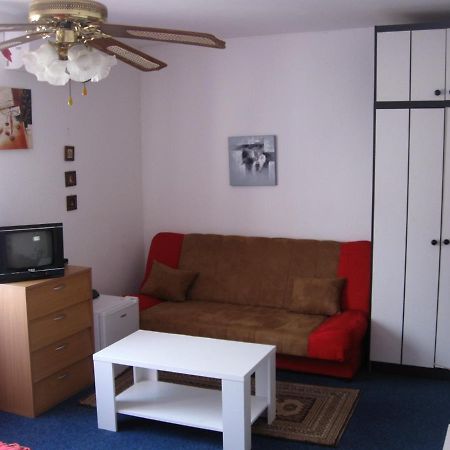 Madam Svetlana Bed and Breakfast Τίβατ Εξωτερικό φωτογραφία